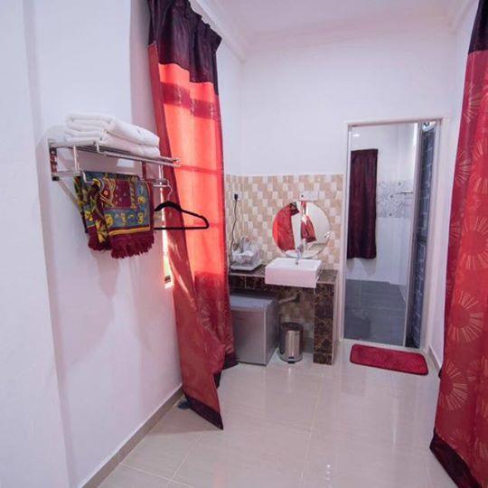 Wan Danisha Villa Inn Кота-Бару Экстерьер фото